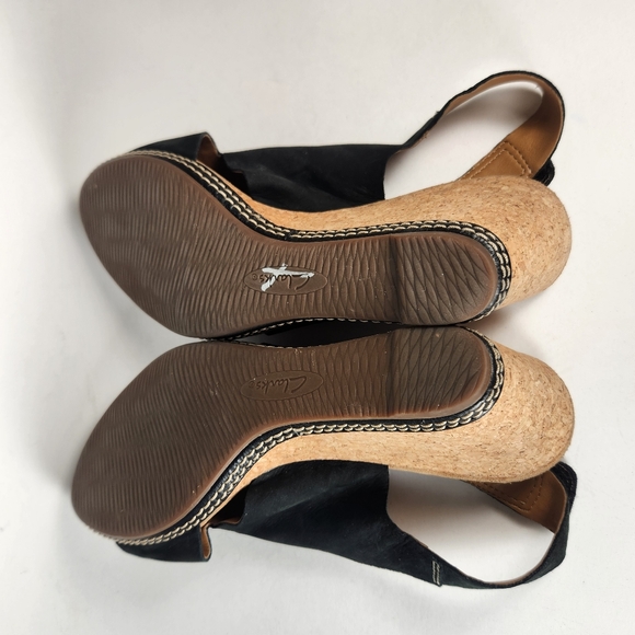CLARKS Women’s Sandals Size 9 Black Wedge Cork Open Toe Shoes Cushion Soft - Picture 10 of 10